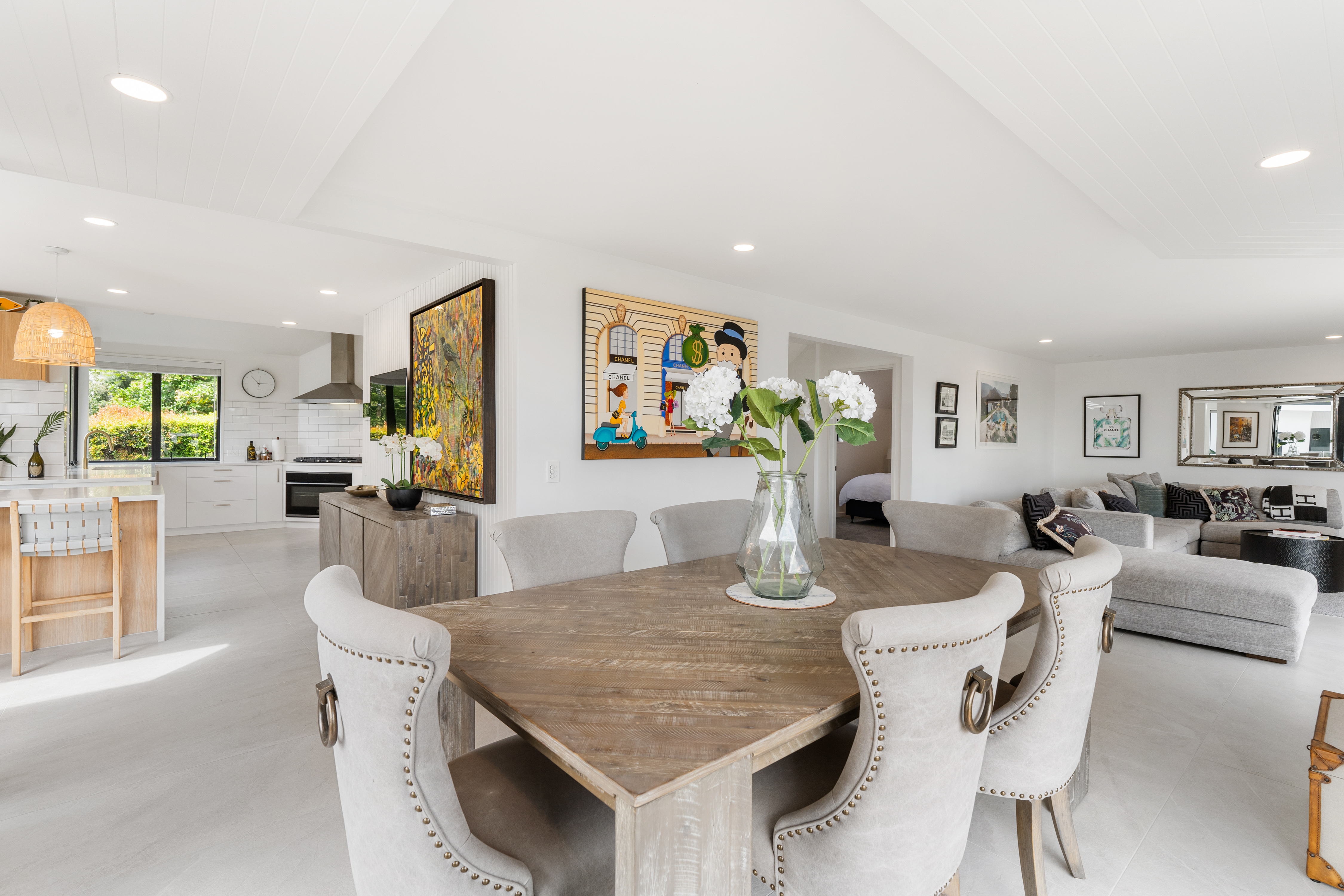 Selwyn Modern Residence - Open Living Area